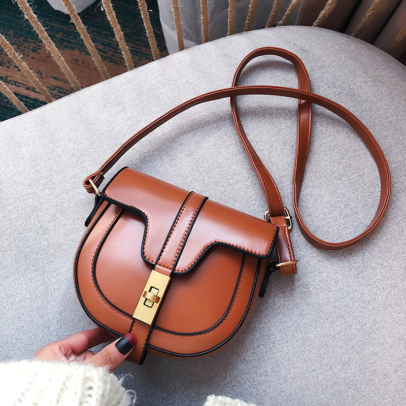 Shoulder bag Western style saddle bag Brown