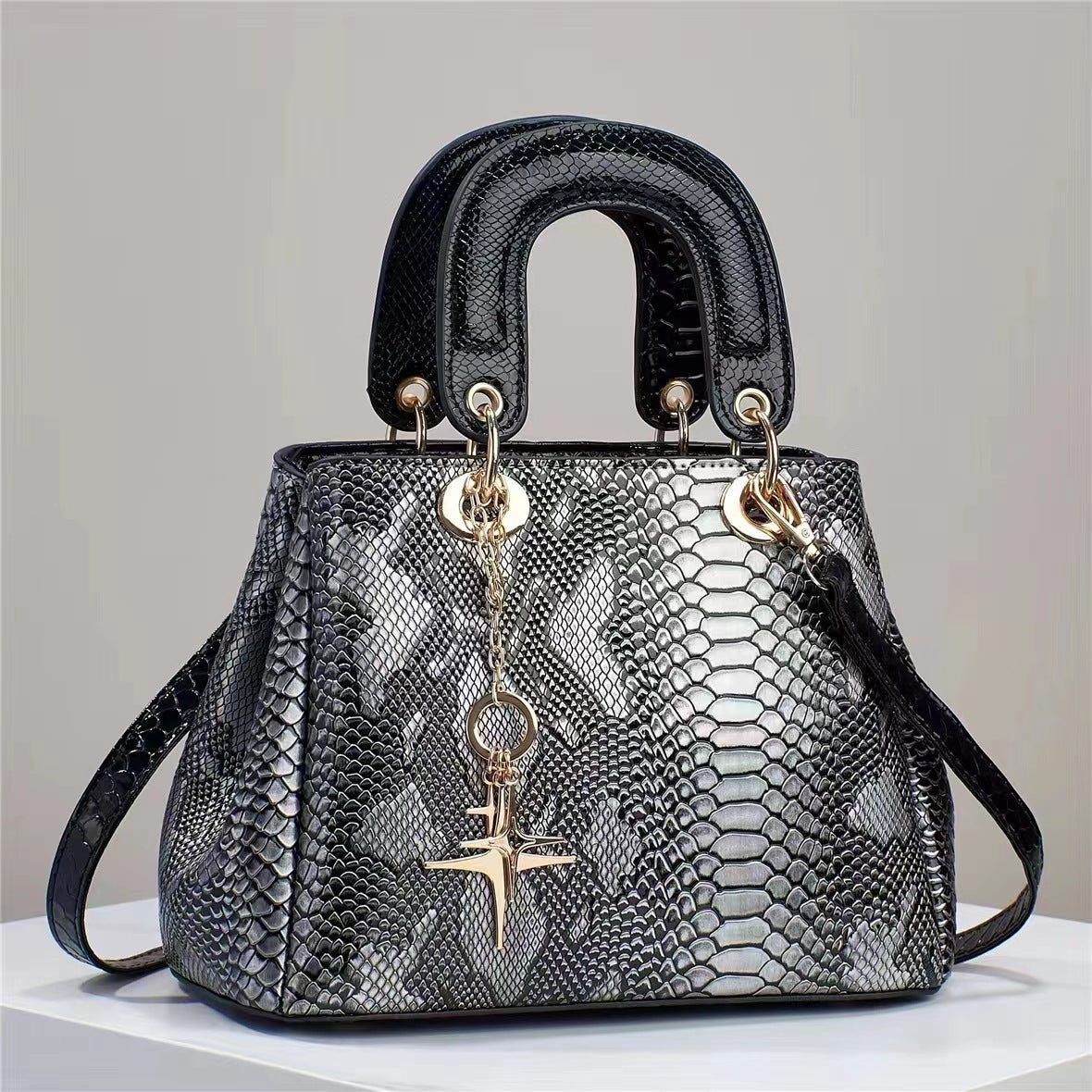 Women's Fashion All-match Shoulder Messenger Bag Silver